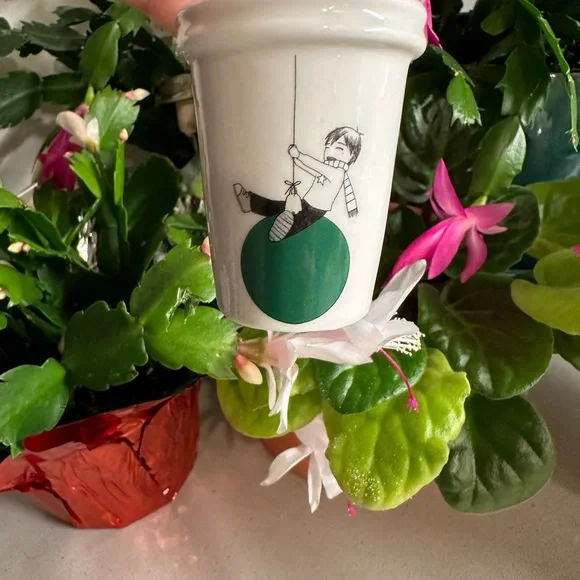 Starbucks To Go Cup Christmas Ornaments $5 - Picture 2 of 2